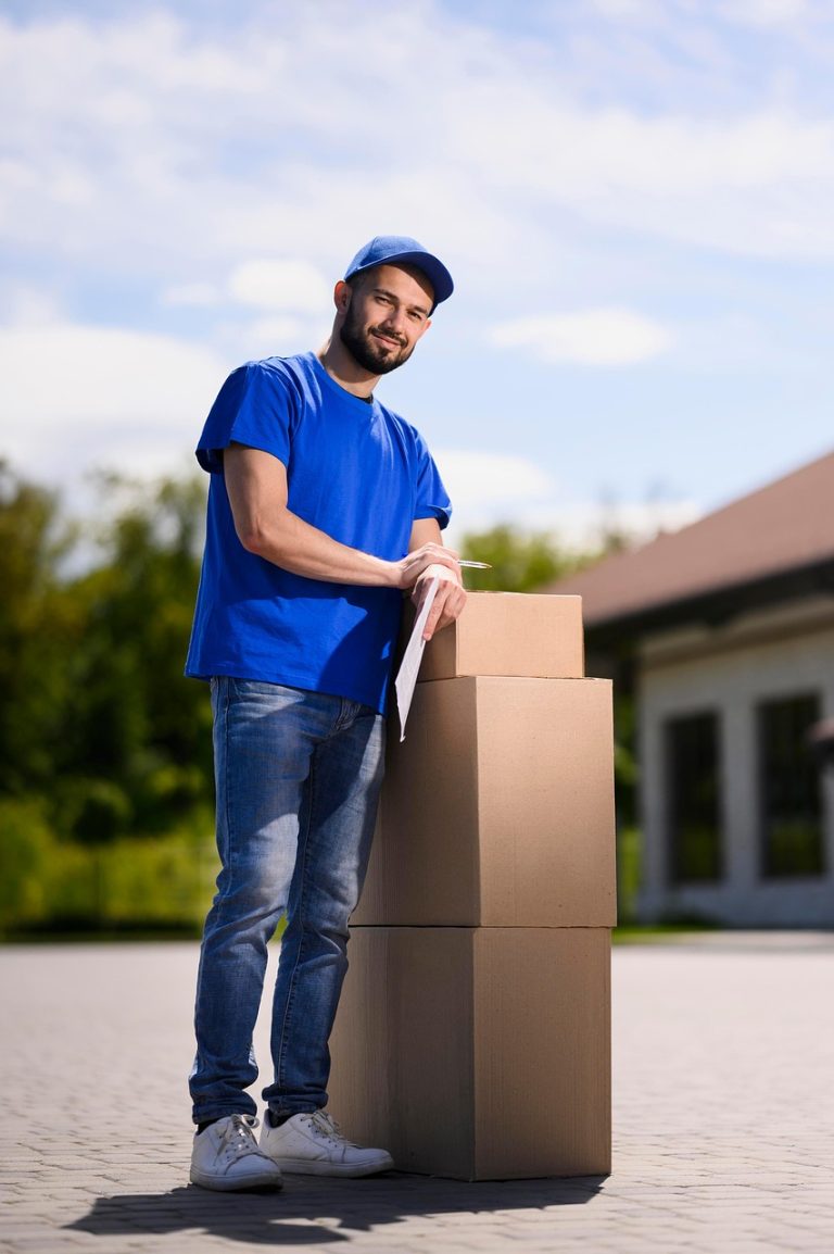 Movers and packers