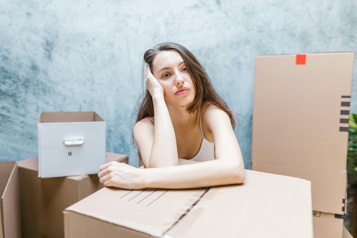 BOX MOVERS IN GIRLS